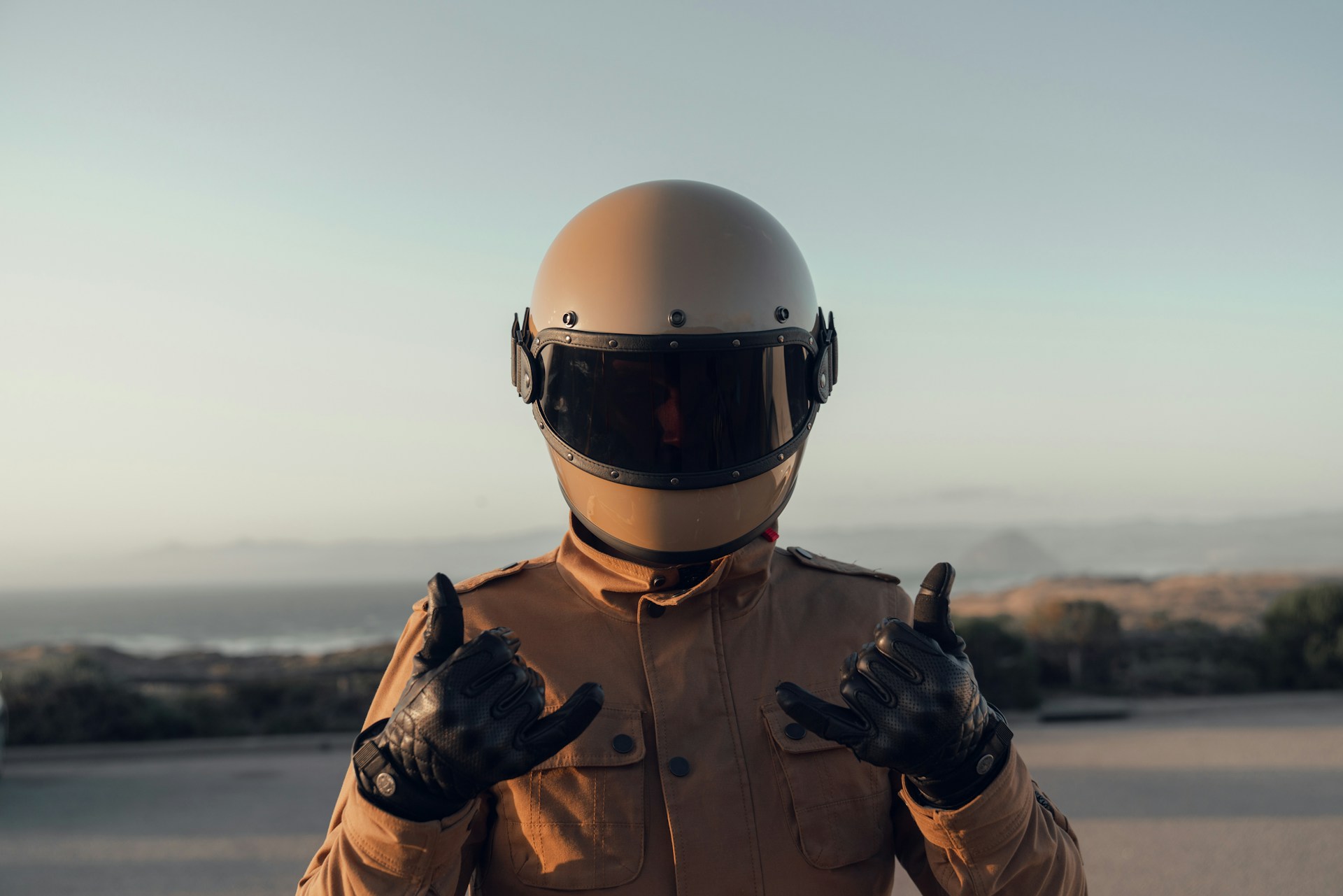 Professionelles Geschäft für Motorradausrüstung -Professionelles Geschäft für Motorradausrüstung jeremy bishop ikXAvHU27Lo unsplash
